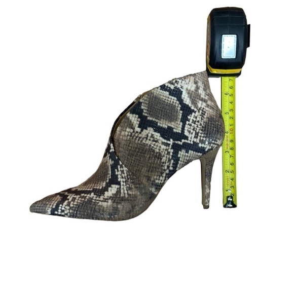 NEW Jessica Simpson Layra Snakeskin Ankle Boot Pointed Toe Women's Size 8 - Picture 16 of 16